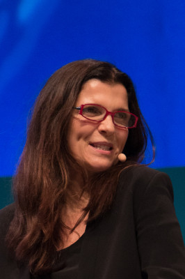Ali Hewson profile Photo