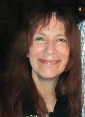 Amanda Plummer profile Photo