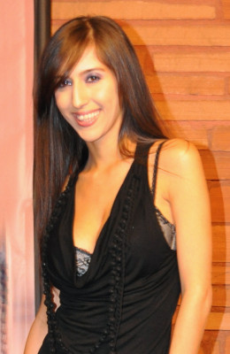 April O'Neil (actress) profile Photo