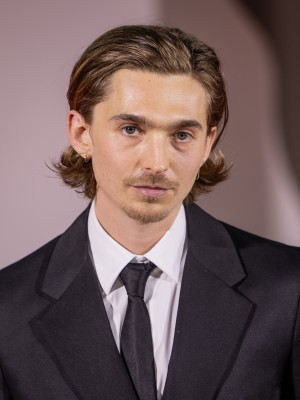 Austin Abrams profile Photo