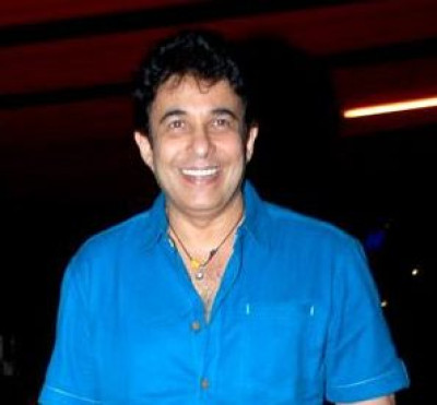 Deepak Tijori profile Photo