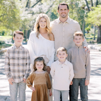 Derek Carr profile Photo
