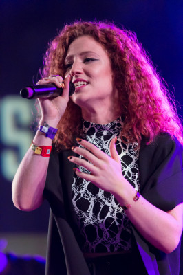 Jess Glynne profile Photo