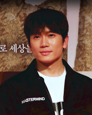 Ji Sung profile Photo