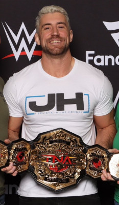 Joe Hendry profile Photo