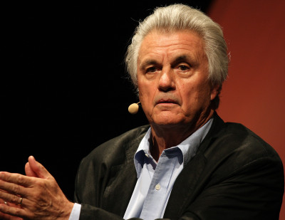 John Irving profile Photo