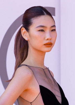 Jung Ho-yeon profile Photo