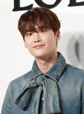 Lee Jong-suk profile Photo