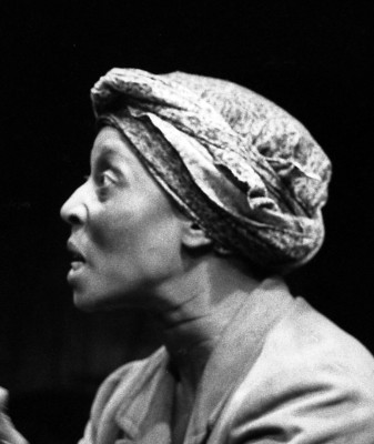 Madge Sinclair profile Photo