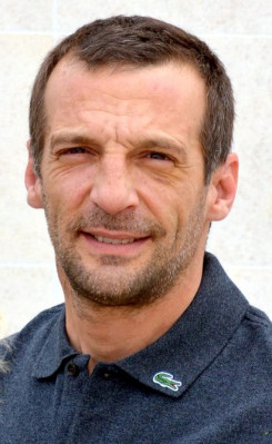 Mathieu Kassovitz profile Photo