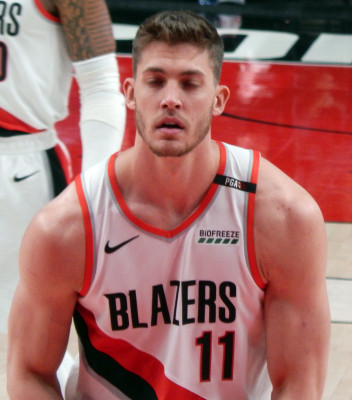 Meyers Leonard profile Photo