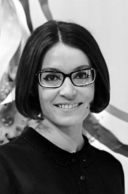 Nana Mouskouri profile Photo