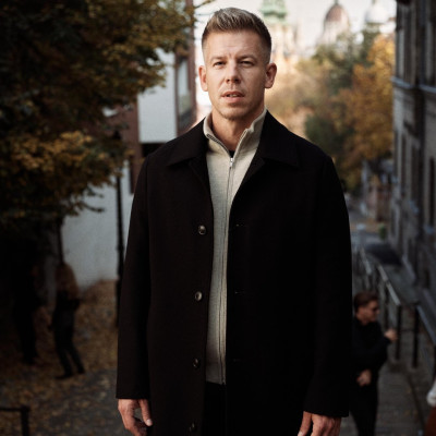 Péter Magyar profile Photo