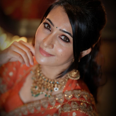 Radhika Pandit profile Photo
