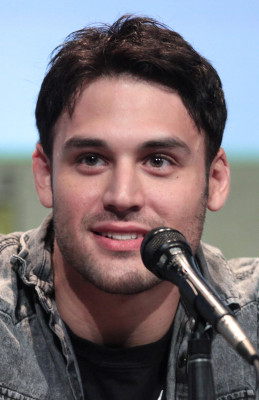 Ryan Guzman profile Photo