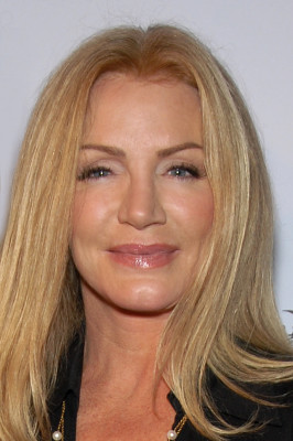 Shannon Tweed profile Photo
