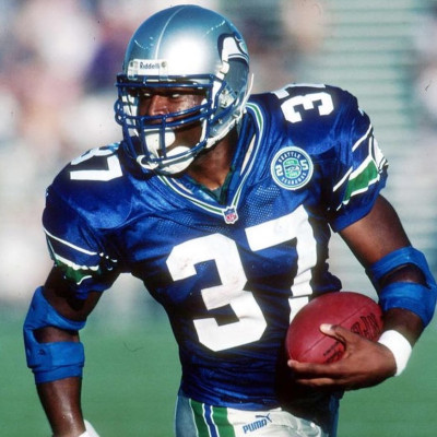Shaun Alexander profile Photo