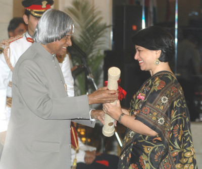 Sucheta Dalal profile Photo