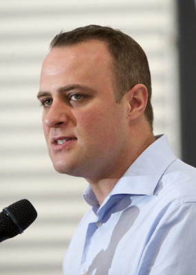Tim Wilson (Australian politician) profile Photo