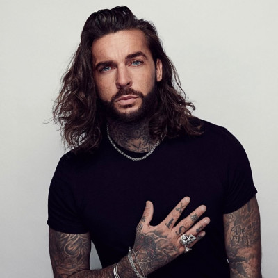 Pete Wicks profile Photo