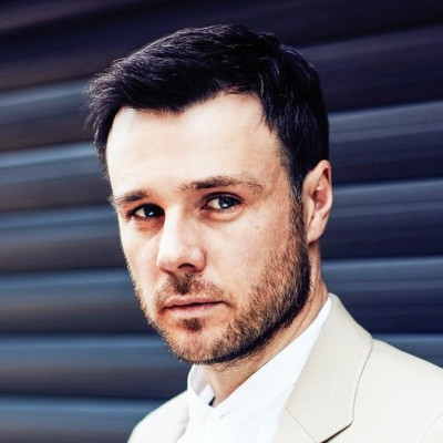 Rupert Evans