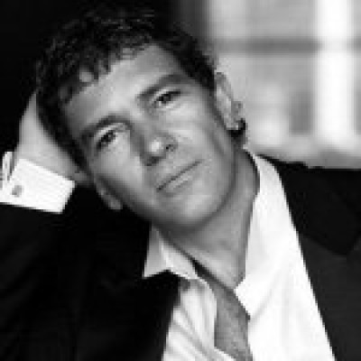 Antonio Banderas profile Photo