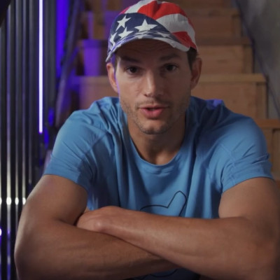Ashton Kutcher profile Photo
