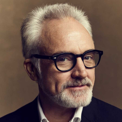Bradley Whitford profile Photo