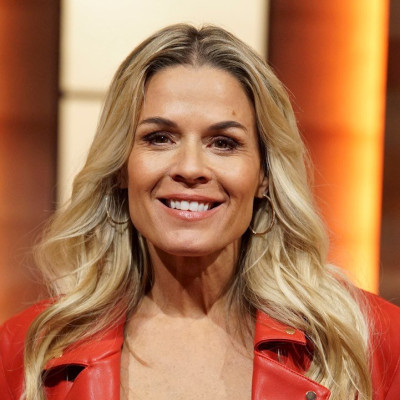Cat Cora profile Photo