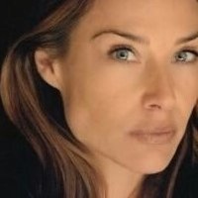 Claire Forlani profile Photo