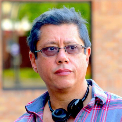 Dean Devlin profile Photo