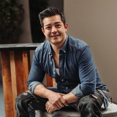 Dennis Linde profile Photo