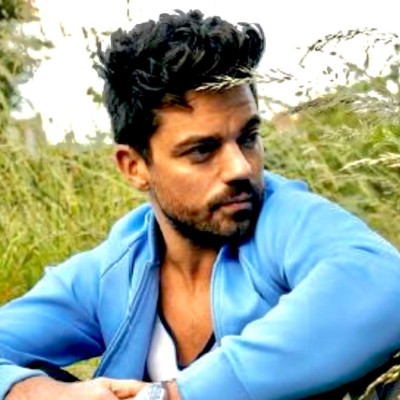 Dominic Cooper profile Photo