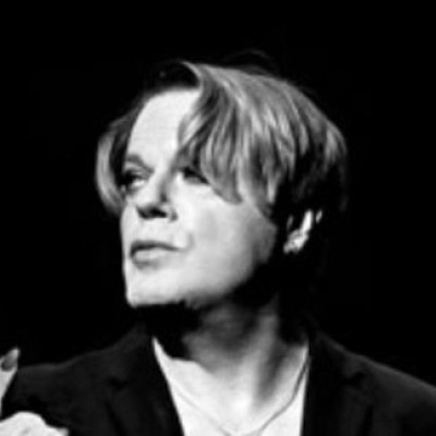 Eddie Izzard profile Photo