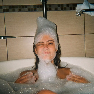 Ella Purnell profile Photo