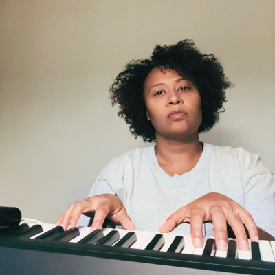 Emeli Sandé profile Photo