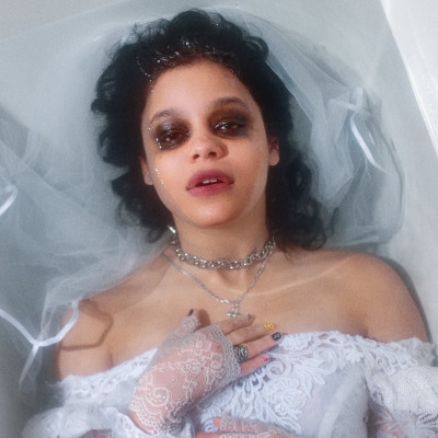Fefe Dobson profile Photo