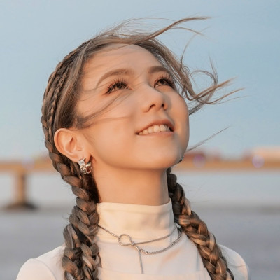 G.E.M. profile Photo