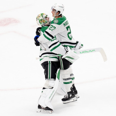 Jake Oettinger profile Photo