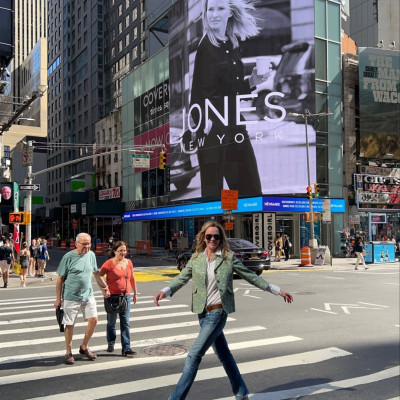 Janet Jones profile Photo
