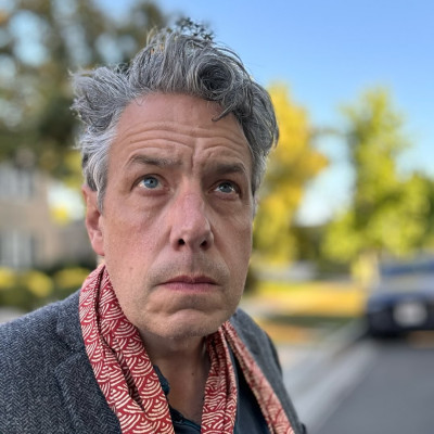 John Ross Bowie profile Photo