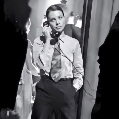 Lauren German profile Photo