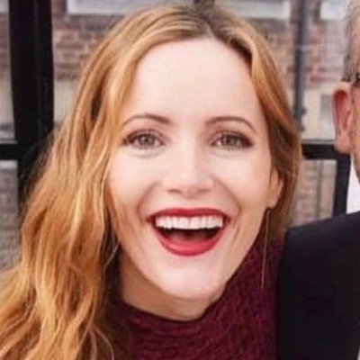 Leslie Mann profile Photo