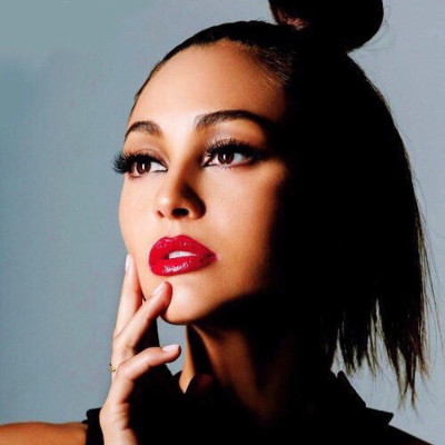 Lindsey Morgan profile Photo