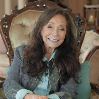 Loretta Lynn profile Photo