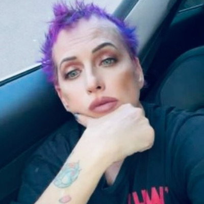 Lori Petty profile Photo