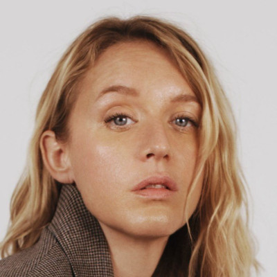 Ludivine Sagnier profile Photo