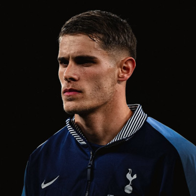 Micky van de Ven profile Photo