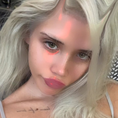 Nessa Barrett profile Photo