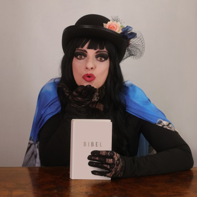 Nina Hagen profile Photo